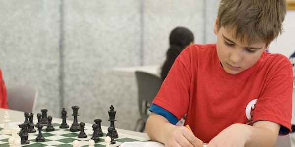 #htmlcaption_1267 How Does Chess Benefit Children?